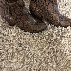Lane Bryant brown  Snake Print Ankle Boots size 9